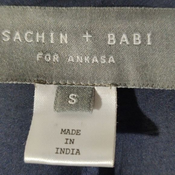 Sachin + Babi Navy Blue Sleeveless Blouse - Picture 4 of 5